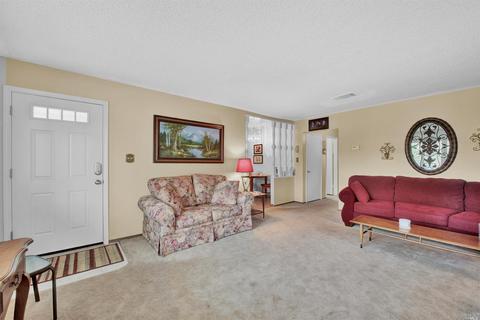 215 Deodara St, Vacaville, CA 95688 photo 14