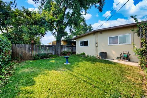 215 Deodara St, Vacaville, CA 95688 photo 44