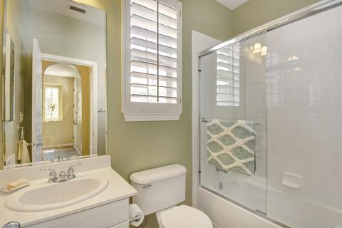 4032 Nottingham Ct, Vallejo, CA 94591 photo 10