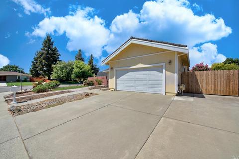890 June Ct, Dixon, CA 95620 photo 3