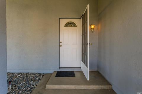 355 Timber Dr, Vacaville, CA 95688 photo 5