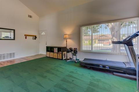 355 Timber Dr, Vacaville, CA 95688 photo 9