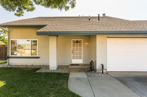 355 Timber Dr, Vacaville, CA 95688 photo 4