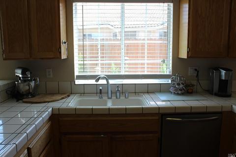 2273 Garnet Dr, Vallejo, CA 94591 photo 10