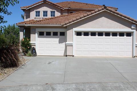 2273 Garnet Dr, Vallejo, CA 94591 photo 2