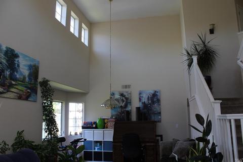 2273 Garnet Dr, Vallejo, CA 94591 photo 4