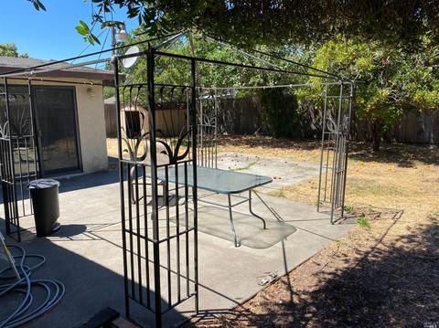 310 Greenwood St, Vallejo, CA 94591 photo 17
