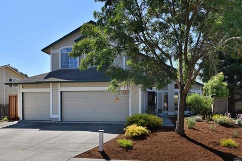 232 Belfiore Ln, Windsor, CA 95492 photo 2