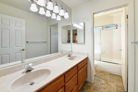232 Belfiore Ln, Windsor, CA 95492 photo 12