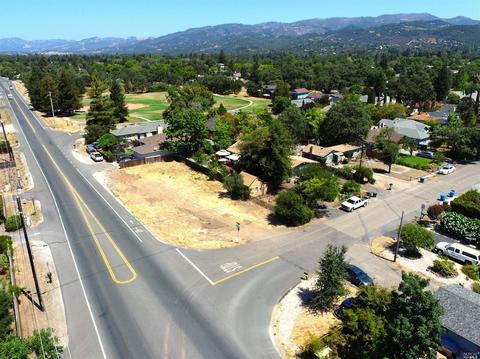 945 Arbor Ave, Sonoma, CA 95476 photo 2