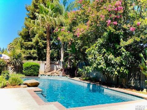 1660 Dailey Dr, Dixon, CA 95620 photo 2