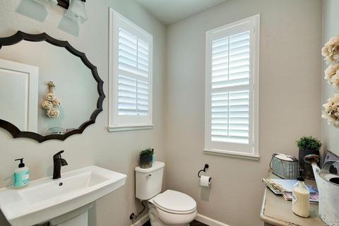604 Jade St, Petaluma, CA 94952 photo 14