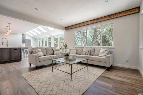 700 Jonive Rd, Sebastopol, CA 95472 photo 2