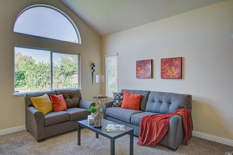 1001 Pueblo Ct, Vallejo, CA 94591 photo 5