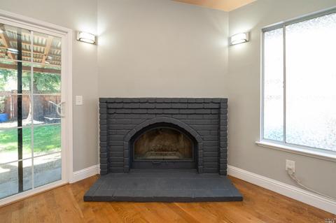 9604 Lord Dr, Windsor, CA 95492 photo 13