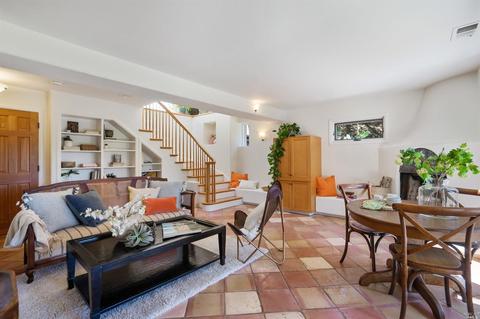 225 Laurel Dr, Fairfax, CA 94930 photo 1