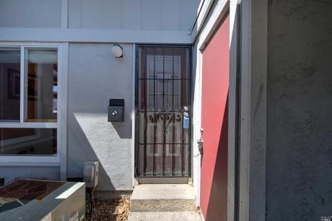 63 Villa Cir, Fairfield, CA 94533 photo 5