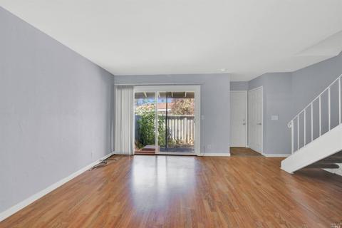 63 Villa Cir, Fairfield, CA 94533 photo 8