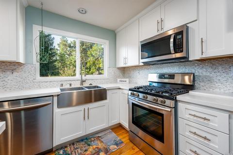 2420 Catalan Ct, Ukiah, CA 95482 photo 7