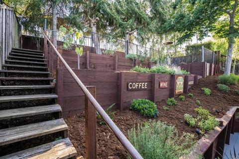 640 E J St, Benicia, CA 94510 photo 46