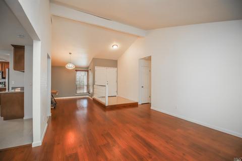 4815 Silverado Dr, Fairfield, CA 94534 photo 8