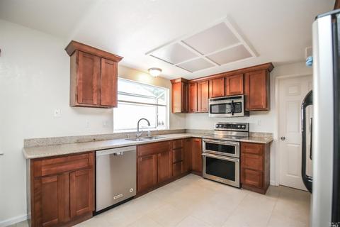 4815 Silverado Dr, Fairfield, CA 94534 photo 15