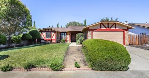 4815 Silverado Dr, Fairfield, CA 94534 photo 1