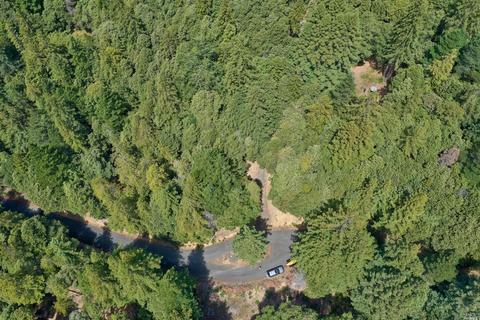 22141 Koftinow, Jenner, CA 95450 photo 2
