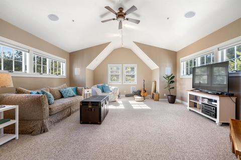 129 Moonlight Dr, Healdsburg, CA 95448 photo 19