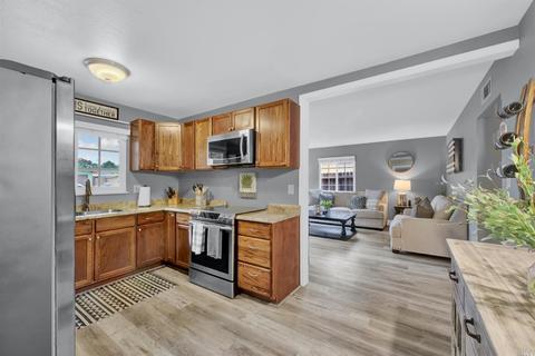 255 Hemlock St, Vacaville, CA 95688 photo 17