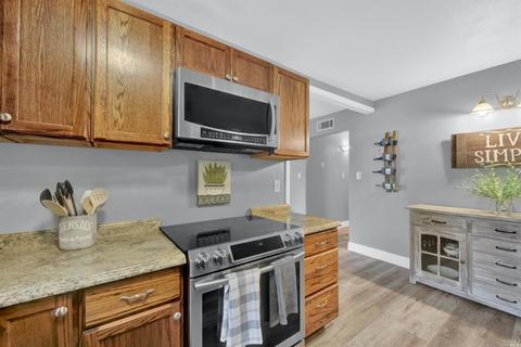 255 Hemlock St, Vacaville, CA 95688 photo 15