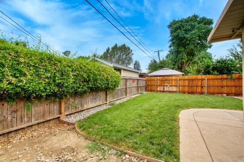 255 Hemlock St, Vacaville, CA 95688 photo 40