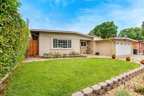 255 Hemlock St, Vacaville, CA 95688 photo 2