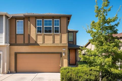 307 Jacquelyn Ln, Petaluma, CA 94952 photo 2