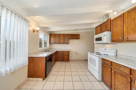 352 Alhambra Ave, Vallejo, CA 94591 photo 9