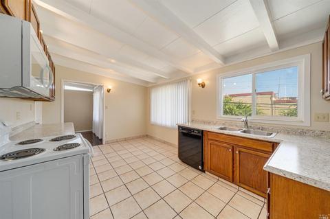 352 Alhambra Ave, Vallejo, CA 94591 photo 10