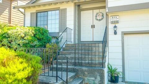 925 N Regatta Dr, Vallejo, CA 94591 photo 2