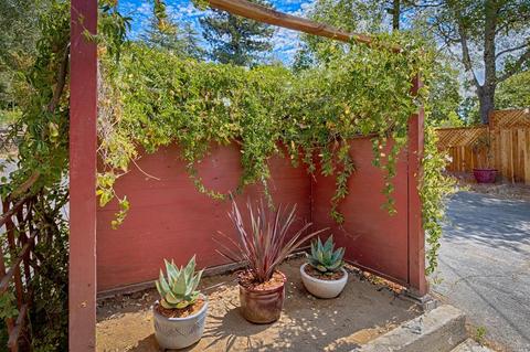 306 N Edison St, Graton, CA 95444 photo 8