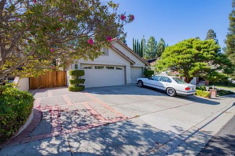 618 Cougar Ct, Vacaville, CA 95688 photo 1