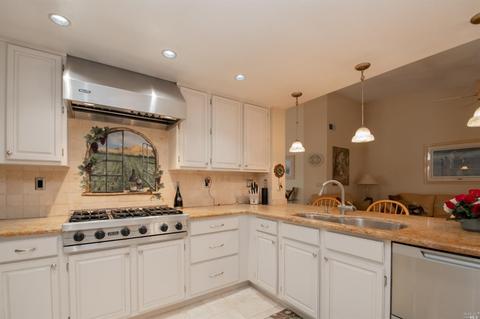 618 Cougar Ct, Vacaville, CA 95688 photo 19