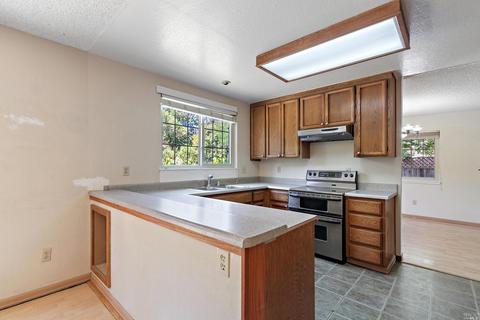 251 Bluebell Pl, Vallejo, CA 94591 photo 9