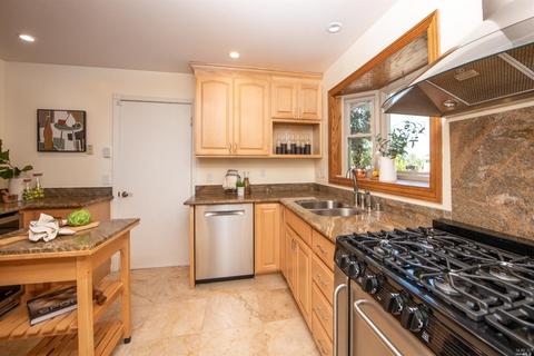 1522 Buchanan St, Novato, CA 94947 photo 5