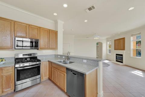7209 Queen Isabella Ct, Vallejo, CA 94591 photo 5