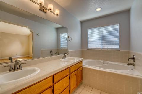6169 Amie Dr, Windsor, CA 95492 photo 24