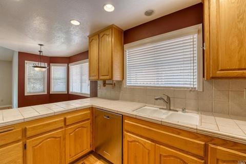 6169 Amie Dr, Windsor, CA 95492 photo 13