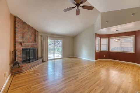 6169 Amie Dr, Windsor, CA 95492 photo 6
