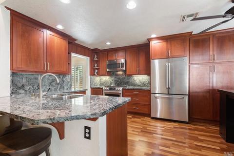 579 Rambleton Dr, Vacaville, CA 95688 photo 9