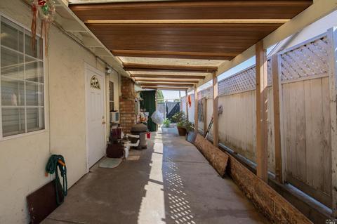 467 Meadows Dr, Vallejo, CA 94589 photo 9
