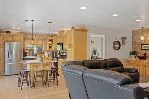 241 Baker St, Benicia, CA 94510 photo 16