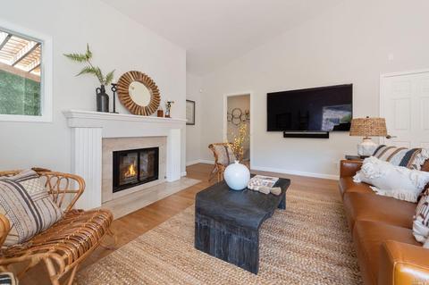 115 Thunderbird Ct, Novato, CA 94949 photo 23
